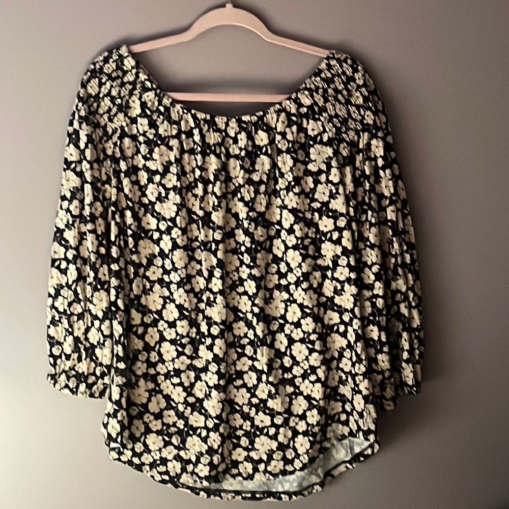 Brand new Ralph Lauren blouse.